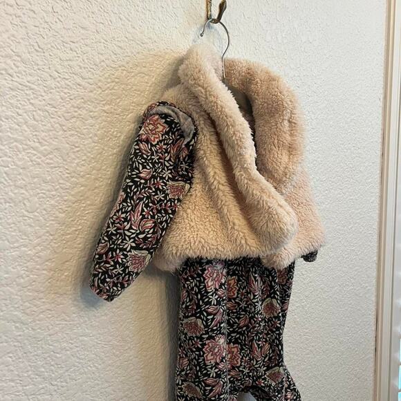 Jessica Simpson - Picture 2 of 8